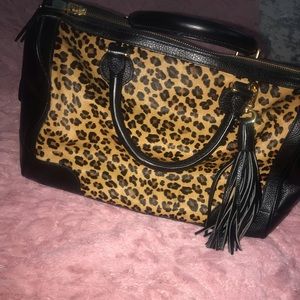 Super cute gently worn printed bag